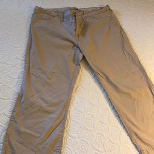 Old Navy classic-rise khaki capris